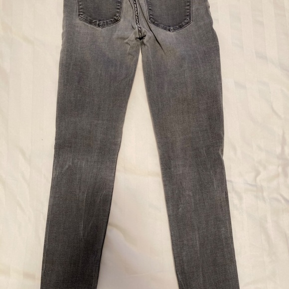 Women’s Lucky Jeans - Picture 2 of 3